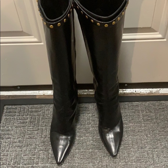 Burberry (Authentic) black leather boot with studs - Picture 2 of 12